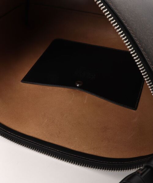 884 COACH ブラック レザー メッセンジャーバッグ モット メッセンジャー バッグ 38・ラブド レザー（メッセンジャー