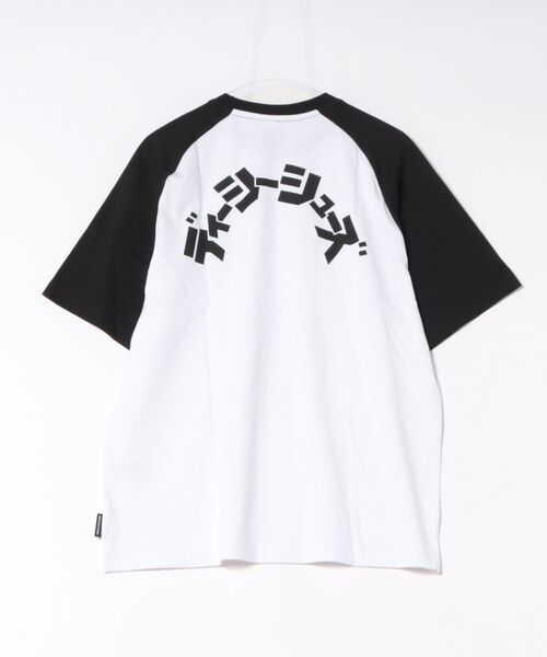 DC SHOES（ディーシーシューズ）の「【DC SHOES × 新日本プロレス】CLASSIC SS メンズ Tシャツ 【2026年春夏モデル】/半袖Tシャツ（Tシャツ/カットソー・メンズ・ブラック・MEDIUM/LARGE/X-LARGE）」の2枚目の写真