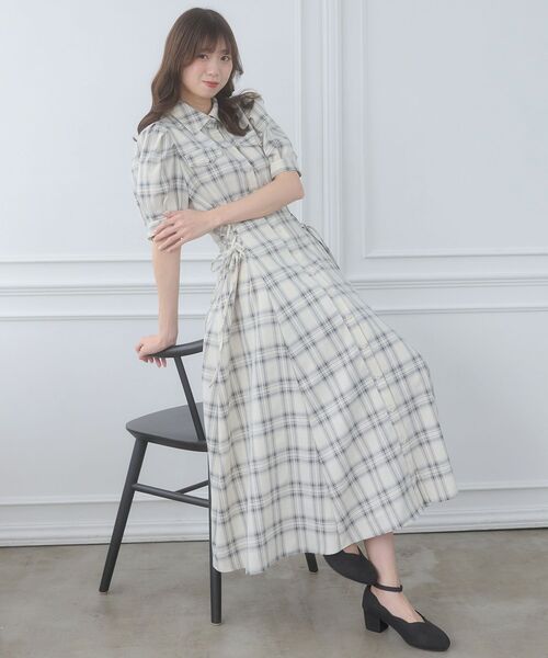 MAJESTIC LEGON(マジェスティックレゴン)の「サイドレースアップシャツワンピース(シャツワンピース・レディース・ブラック/ブラック系その他/ブラック系その他2/ホワイト系その他/ホワイト系その他2・LARGE/X-SMALL/MEDIUM/SMALL)」の10枚目の写真