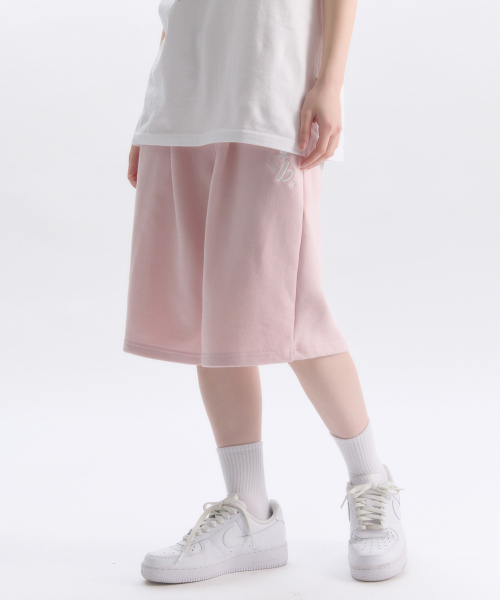 ambler(エムブラー)の「エンジェルスター パッチ バermudaパンツ バーミューダ ワンタック スウェット ショートパンツ ASP901 (ピンク)(その他パンツ・レディース・その他・MEDIUM/LARGE)」の2枚目の写真
