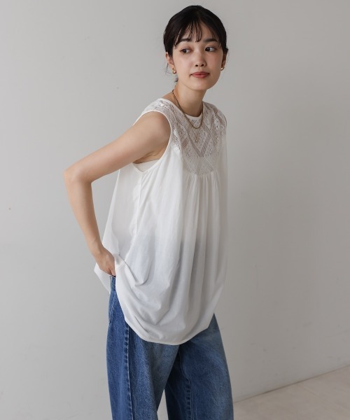Bou Jeloud(ブージュルード)の「キャンブリックレース切替ノースリーブ(Tシャツ/カットソー・レディース・オフホワイト/ブラック/ブラウン・FREE)」の12枚目の写真