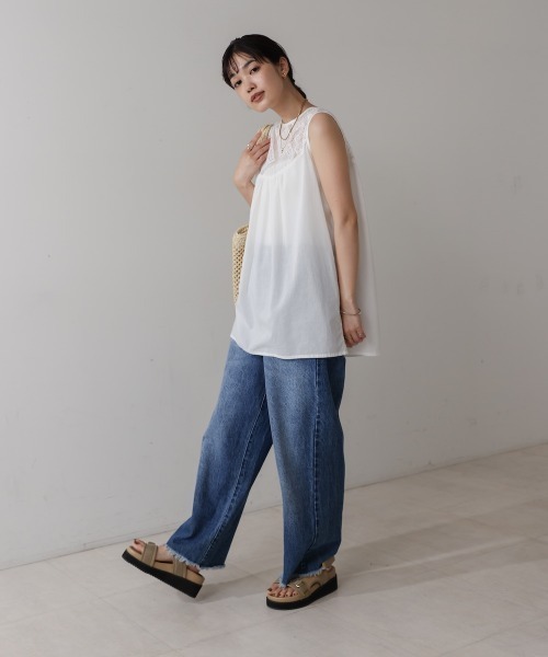 Bou Jeloud(ブージュルード)の「キャンブリックレース切替ノースリーブ(Tシャツ/カットソー・レディース・オフホワイト/ブラック/ブラウン・FREE)」の19枚目の写真