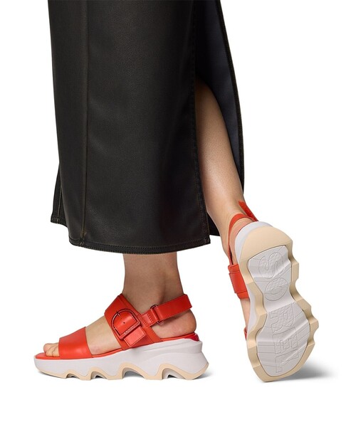 SOREL（ソレル）の「SOREL/ キネティックインパクト ウェッジ /ソレル（サンダル・レディース・オレンジ/ベージュ/ブラック・26.0cm/22.5cm/24.5cm/25.5cm/23.5cm/25.0cm/24.0cm/23.0cm）」の3枚目の写真