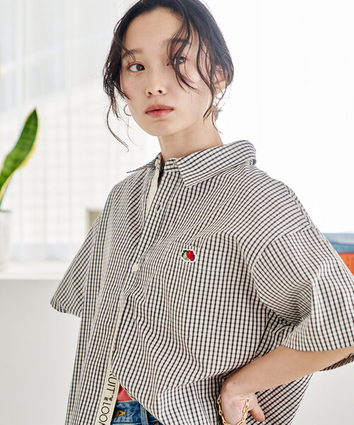 FREAK'S STORE(フリークスストア)の「FRUIT OF THE LOOM × FREAK'S STORE/フルーツオブザルーム 別注 マルチストライプ半袖ショートシャツ(シャツ/ブラウス・レディース・サックスブルー/ブラック/ターコイズブルー/グレー/パープル/オレンジ/グリーン/コーラルピンク・フリ-)」の12枚目の写真