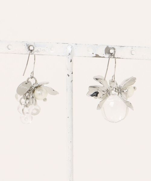 tone(トーン)の「【Agaro】No.508 アシンメトリー クリアドロップフラワーピアス(MA)(ピアス(両耳用)・レディース・シルバー/ゴールド・FREE)」の14枚目の写真