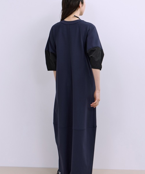 ADAM ET ROPE'(アダムエロペ)の「【WEB限定】ハーフZIPコクーンワンピース(ワンピース・レディース・ダークブラウン/ネイビー/ブラック・36/38)」の19枚目の写真