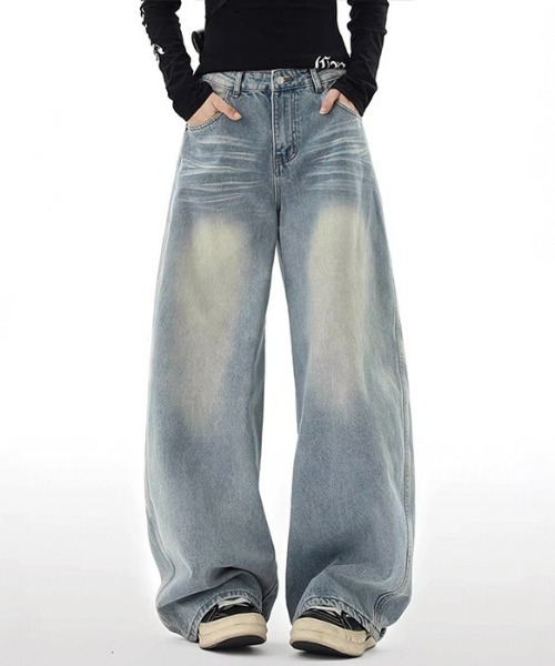 REBALANCE(リバランス)の「レトロウォッシュワイドデニムパンツ(デニムパンツ・レディース・A・X-LARGE/LARGE/MEDIUM)」の1枚目の写真