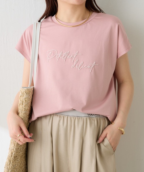 COLLAGE GALLARDAGALANTE(コラージュガリャルダガランテ)の「ミニビーズロゴフレンチTシャツ(Tシャツ/カットソー・レディース・オフホワイト/ピンク/ブラック・FREE)」の3枚目の写真