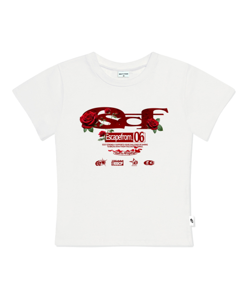 ESCAPEFROM(エスケープフロム)の「レッドローズ ESCF ロゴコラージュプリントスリムフィット半袖Tシャツアイボリー(Tシャツ/カットソー・レディース・その他・MEDIUM/LARGE)」の1枚目の写真