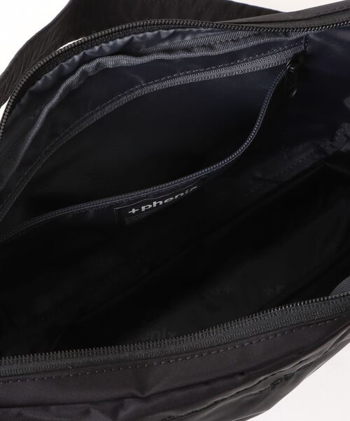 +phenix(プラスフェニックス)の「【+phenix / プラスフェニックス】EXPAND SHOULDER BAG 6+ CORDURAファブリック使用 ショルダーバッグ(ショルダーバッグ・メンズ・ブラック・FREE)」の13枚目の写真
