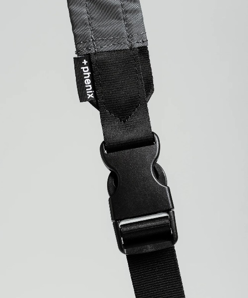 +phenix(プラスフェニックス)の「【+phenix / プラスフェニックス】EXPAND SHOULDER BAG 6+ CORDURAファブリック使用 ショルダーバッグ(ショルダーバッグ・メンズ・ブラック・FREE)」の9枚目の写真