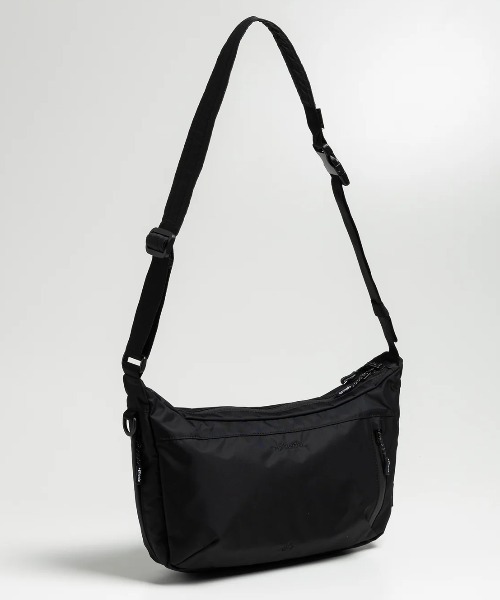 +phenix(プラスフェニックス)の「【+phenix / プラスフェニックス】EXPAND SHOULDER BAG 6+ CORDURAファブリック使用 ショルダーバッグ(ショルダーバッグ・メンズ・ブラック・FREE)」の15枚目の写真