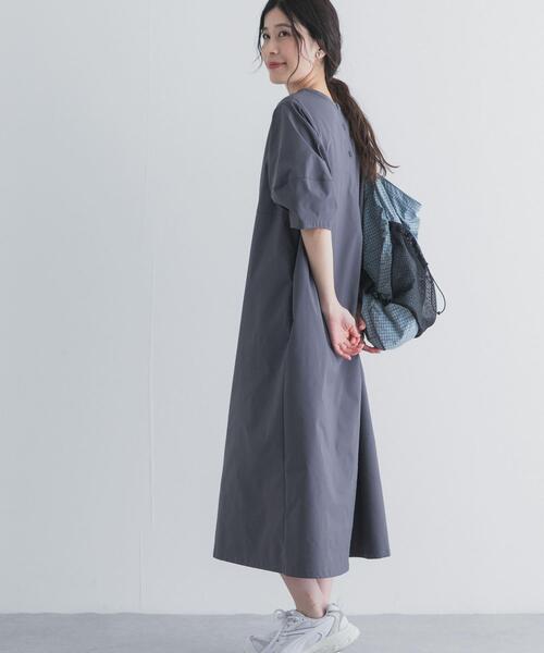 URBAN RESEARCH DOORS(アーバンリサーチドアーズ)の「2WAYランタンスリーブ ワンピース | 撥水/ウォッシャブル/アウトドア/キャンプ/雨の日/カジュアル(ワンピース・レディース・ブラック/チャコールグレー・FREE)」の13枚目の写真
