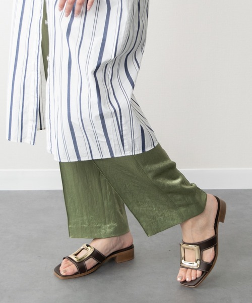 inter-chaussures（インターショシュール）の「【Oh my Sandals】メタルバックルローヒールミュールサンダル(E62001)（サンダル・レディース・ダークブラウン/ホワイト・37/36/35/38/39）」の3枚目の写真