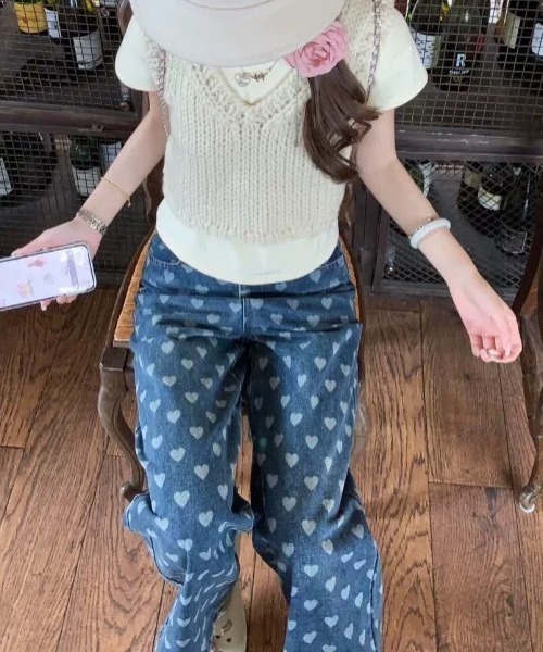 Sibra（シブラ）の「ハート柄ワイドデニムパンツ（デニムパンツ・レディース・ブルー・M）」の11枚目の写真