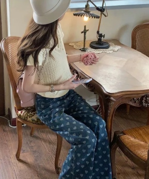 Sibra（シブラ）の「ハート柄ワイドデニムパンツ（デニムパンツ・レディース・ブルー・M）」の13枚目の写真