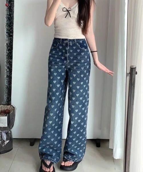 Sibra（シブラ）の「ハート柄ワイドデニムパンツ（デニムパンツ・レディース・ブルー・M）」の15枚目の写真