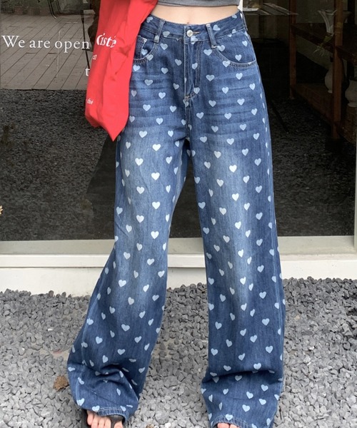 Sibra（シブラ）の「ハート柄ワイドデニムパンツ（デニムパンツ・レディース・ブルー・M）」の5枚目の写真