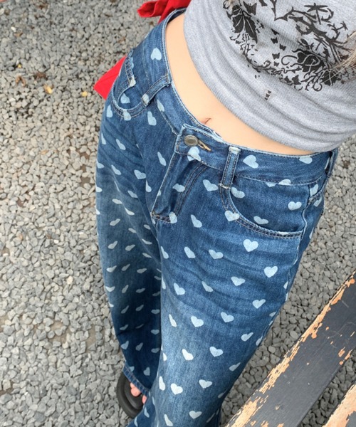 Sibra（シブラ）の「ハート柄ワイドデニムパンツ（デニムパンツ・レディース・ブルー・M）」の8枚目の写真