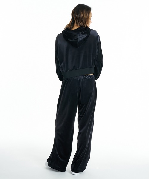 DC(ディーシー)の「DC/ディーシー 26 WS VELOUR SHORT ZH パーカー LZH264310(パーカー・レディース・ベージュ/ブラック・L/M)」の5枚目の写真