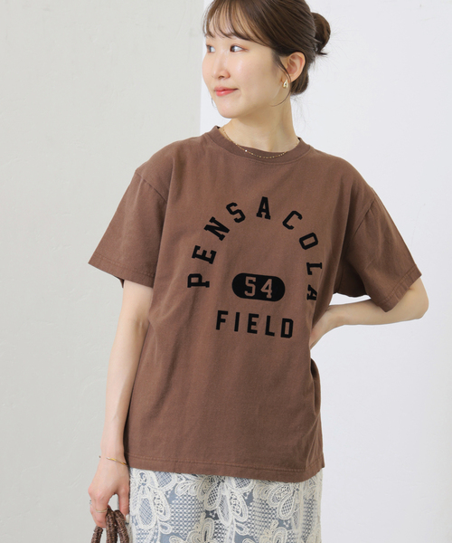 JOURNAL STANDARD relume(ジャーナルスタンダード レリューム)の「《追加》別注【GULFCOAST SPORTSWEAR】ロゴTシャツ(Tシャツ/カットソー・レディース・ブラウン/ネイビー・FREE)」の7枚目の写真