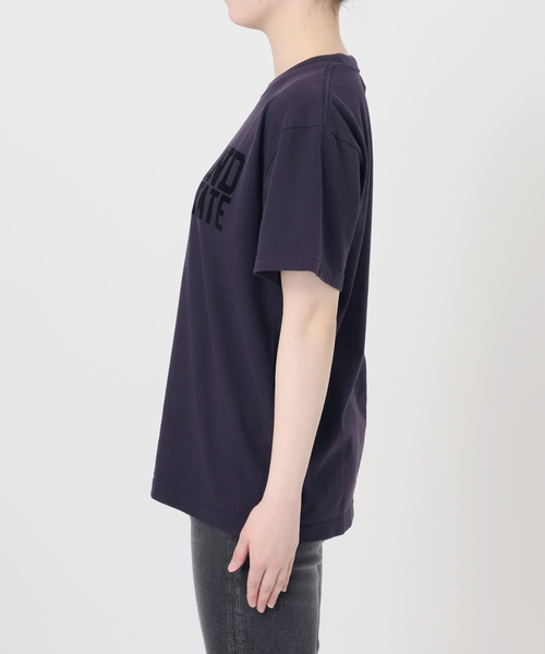 JOURNAL STANDARD relume(ジャーナルスタンダード レリューム)の「《追加》別注【GULFCOAST SPORTSWEAR】ロゴTシャツ(Tシャツ/カットソー・レディース・ブラウン/ネイビー・FREE)」の19枚目の写真