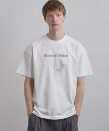 tk.TAKEO KIKUCHI（ティーケータケオキクチ）の「ロゴフラワー刺繍Tシャツ（Tシャツ/カットソー）」