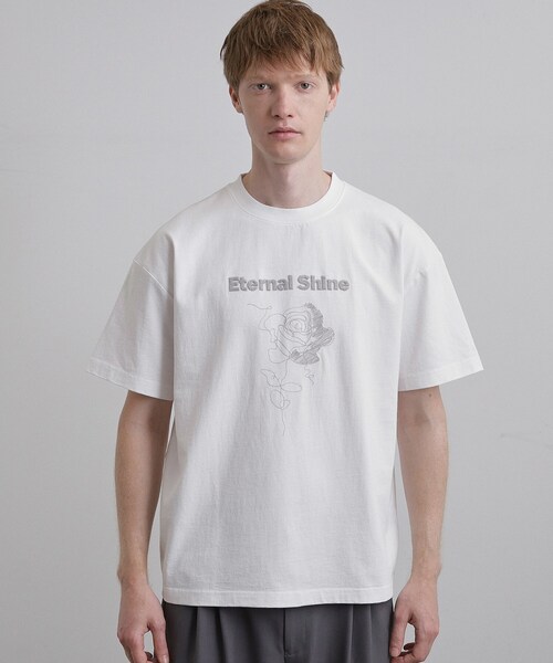 tk.TAKEO KIKUCHI(ティーケータケオキクチ)の「ロゴフラワー刺繍Tシャツ(Tシャツ/カットソー・メンズ・ホワイト/ブラック/ブルー・02/03/04)」の11枚目の写真