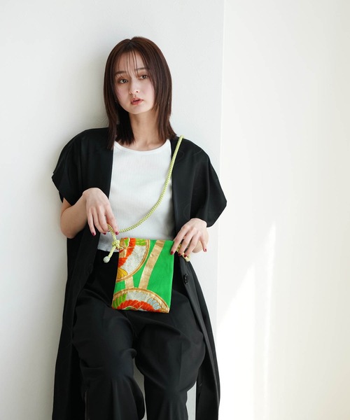 utatane(ウタタネ)の「帯リメイク maison utatane ショルダーバッグ 余白の鶴の丸(ショルダーバッグ・レディース・グリーン・FREE)」の3枚目の写真