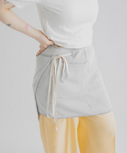 THE GOODLAND MARKET(ザグッドランドマーケット)の「cwtch UPCYCLE LIB SKIRT(スカート・レディース・グレー・FREE)」の1枚目の写真