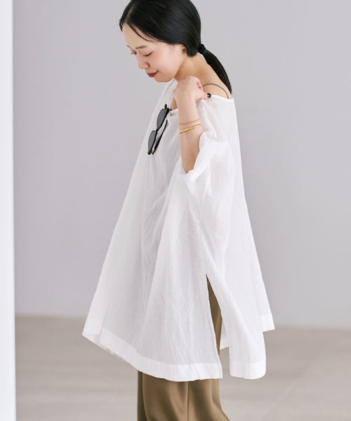 plage(プラージュ)の「Voil Poncho ブラウス(シャツ/ブラウス・レディース・ホワイト/ブラック・FREE)」の2枚目の写真