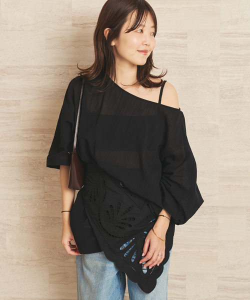 plage(プラージュ)の「Voil Poncho ブラウス(シャツ/ブラウス・レディース・ホワイト/ブラック・FREE)」の11枚目の写真