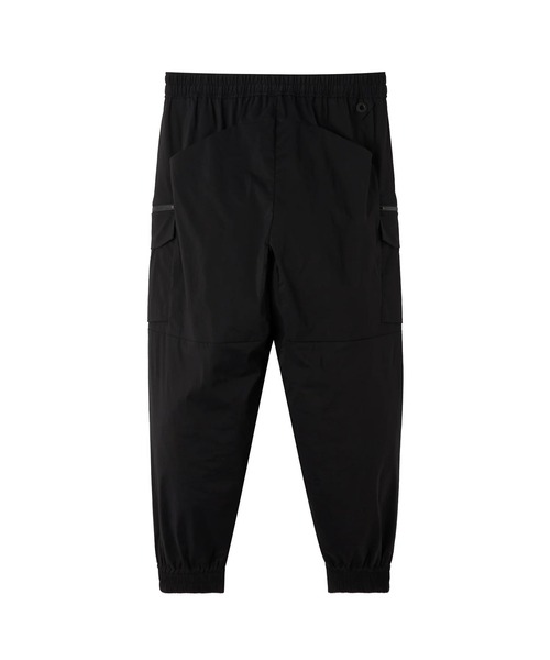 WHITE MOUNTAINEERING(ホワイトマウンテニアリング)の「【White Mountaineering/ホワイトマウンテニアリング】WIDE CARGO JOGGER PANTS(カーゴパンツ・メンズ・ブラック・1/000)」の2枚目の写真