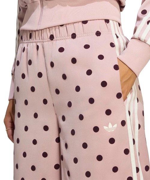 adidas(アディダス)の「adidas SATIN POLKA DOTS WIDE LEG PANT / アディダス サテン 水玉 ワイド レッグ パンツ(その他パンツ・レディース・ライラック・M/S/XL/L)」の3枚目の写真