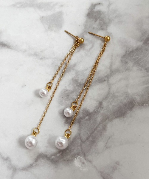 yu-ka（ユーカ）の「YU-KA:ダブルチェーンパールピアス Double chain pearl earrings（ピアス（両耳用）・レディース・ゴールド・FREE）」の2枚目の写真