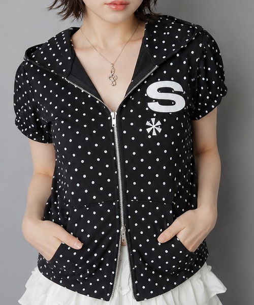SPINNS(スピンズ)の「ドット柄半袖ジップパーカー/韓国ガーリー(パーカー・レディース・ネイビー/グレー/ブラック/ブラウン・ONESIZE)」の2枚目の写真