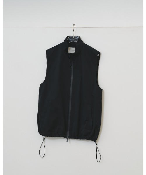 TODAYFUL(トゥデイフル)の「Standcollar Zip Vest(ベスト・レディース・ブラック/ライトグレー・FREE)」の10枚目の写真