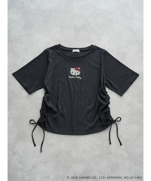 sanrio(サンリオ)の「【サンリオキャラクターズ】【大きいサイズ】ハローキティラインストーン裾ドロストTシャツ(Tシャツ/カットソー・レディース・ピンク/オフホワイト/ブラック・XX-LARGE/XXX-LARGE)」の2枚目の写真