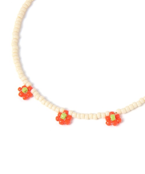 niko and...(ニコアンド)の「ワンタッチフラワーネックレス(ネックレス・レディース・ブルー/ブラック/ホワイト・0)」の6枚目の写真