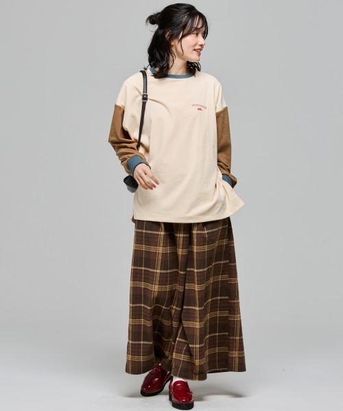 KRIFF MAYER Lady's Collection(クリフメイヤーレディースコレクション)の「もちのび -TOUGH & WARM-PTゆるT(Tシャツ/カットソー・レディース・グレー/ナチュラル/その他5/ブルー/キャメル/カラフル/チャコール・LARGE/MEDIUM)」の12枚目の写真