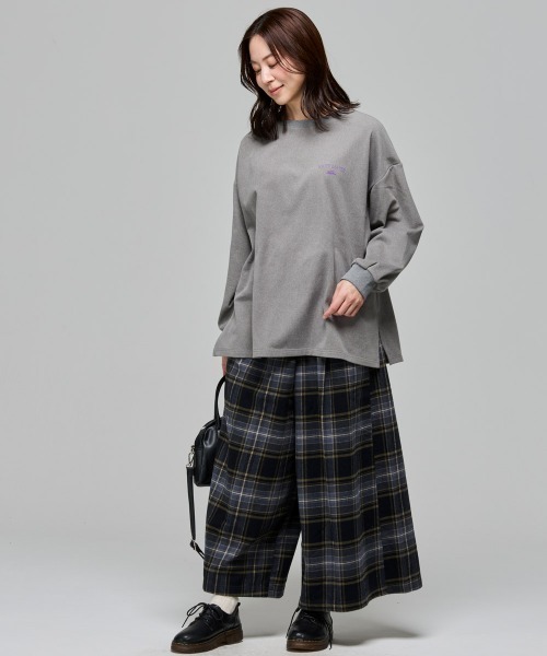 KRIFF MAYER Lady's Collection(クリフメイヤーレディースコレクション)の「もちのび -TOUGH & WARM-PTゆるT(Tシャツ/カットソー・レディース・グレー/ナチュラル/その他5/ブルー/キャメル/カラフル/チャコール・LARGE/MEDIUM)」の14枚目の写真