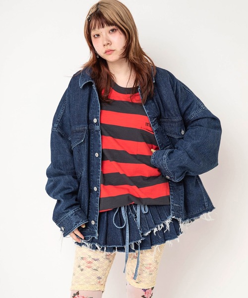 RNA(アールエヌエー)の「J2195 ワイドBIG Gジャン(デニムジャケット・レディース・ダークインディゴブルー・MEDIUM)」の2枚目の写真