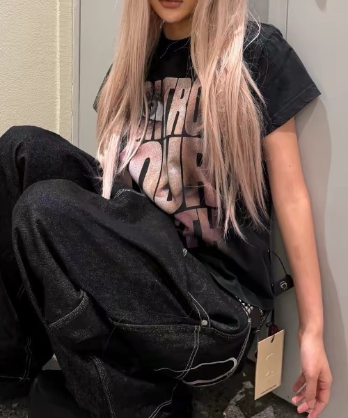 ViViDAY(ビビデー)の「顔in英字プリントtシャツ(Tシャツ/カットソー・レディース・ホワイト/ブラック・M)」の15枚目の写真