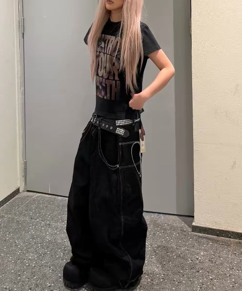 ViViDAY(ビビデー)の「顔in英字プリントtシャツ(Tシャツ/カットソー・レディース・ホワイト/ブラック・M)」の14枚目の写真
