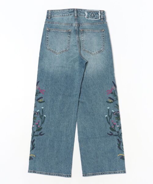 Desigual(デシグアル)の「フラワー柄デニムパンツ(デニムパンツ・レディース・ブルー・34)」の2枚目の写真