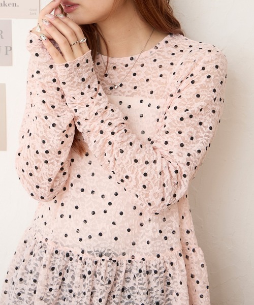 MONO-MART(モノマート)の「着映えレイヤード|総レース アソート ペプラムプルオーバー(Tシャツ/カットソー・レディース・ホワイト系/ブラック/オフホワイト/ピンク系/ライトブルー/ブラック系/ホワイト系2・FREE)」の7枚目の写真