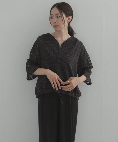 URBAN RESEARCH DOORS(アーバンリサーチドアーズ)の「レースドロストハーフスリーブブラウス(シャツ/ブラウス・レディース・オフホワイト/ブラック・FREE)」の16枚目の写真