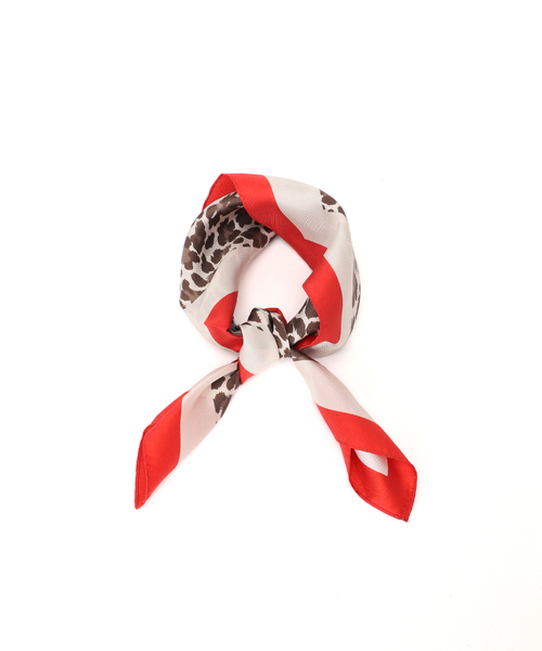 Spick & Span(スピックアンドスパン)の「《別注 / 》Spick & Span LEOPARD PRINT SCARF(バンダナ/スカーフ・レディース・その他6・FREE)」の9枚目の写真