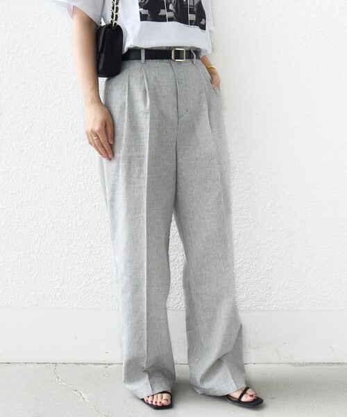 SHIPS(シップス)の「〈手洗い可能〉麻混 シャンブレー ピケ 2タック パンツ(スラックス・レディース・グレー/キャメル・34/36/38)」の2枚目の写真