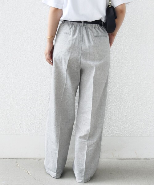 SHIPS(シップス)の「〈手洗い可能〉麻混 シャンブレー ピケ 2タック パンツ(スラックス・レディース・グレー/キャメル・34/36/38)」の12枚目の写真